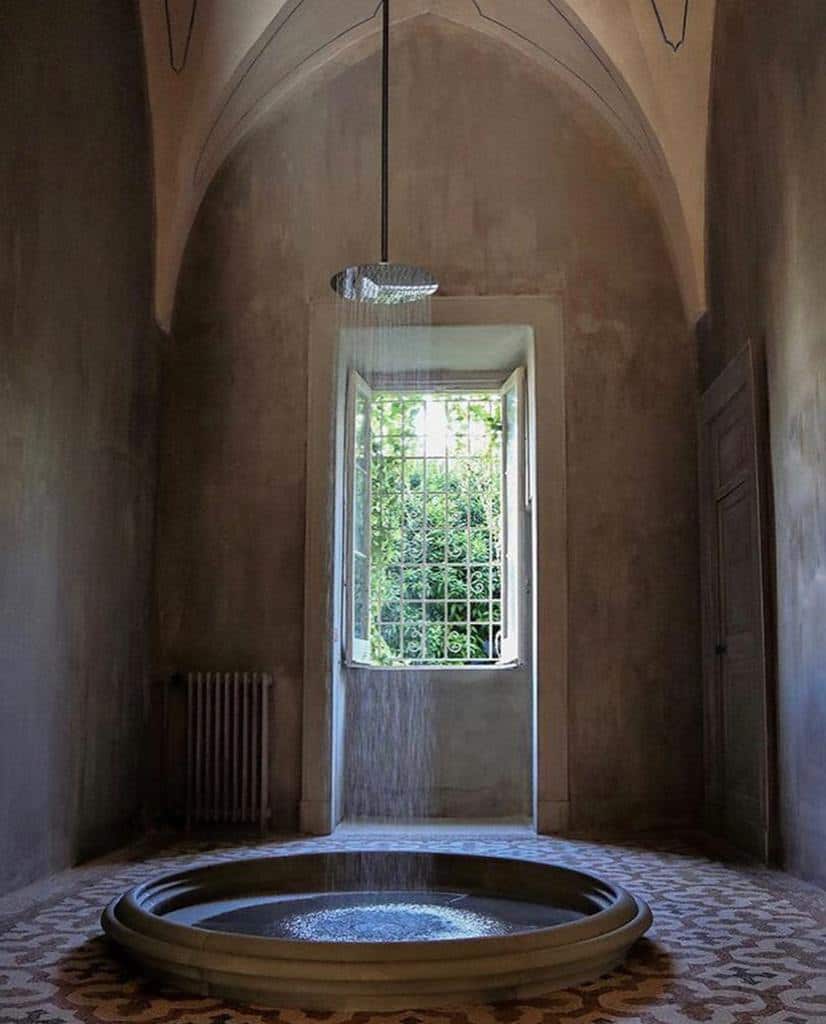 Open concept doorless walk in shower