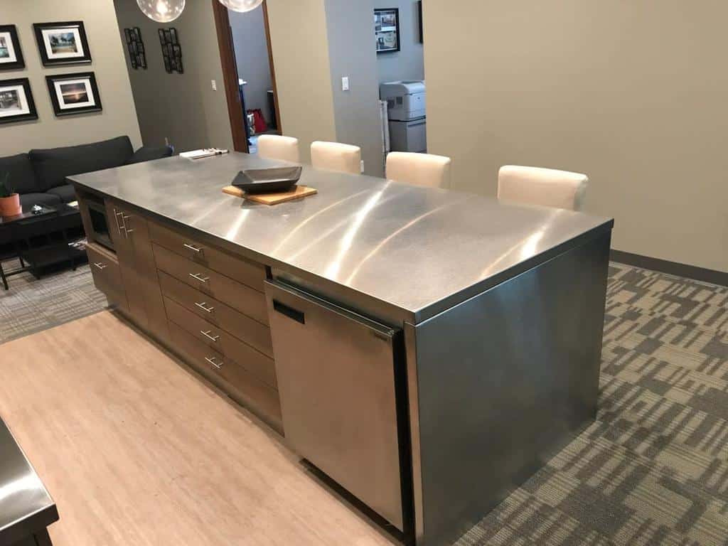 Stainless steel countertop