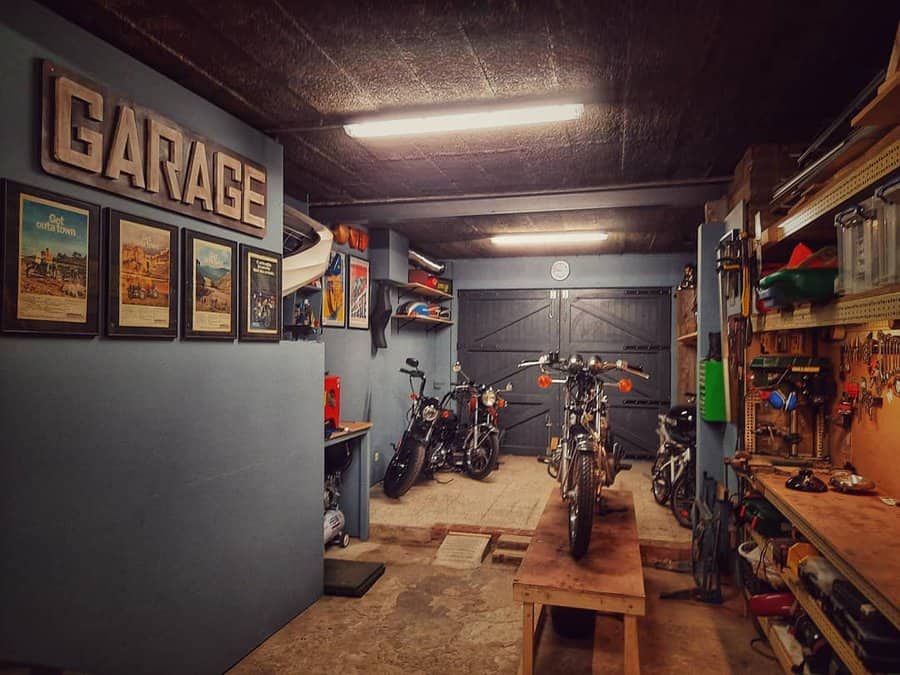 Black garage ceiling
