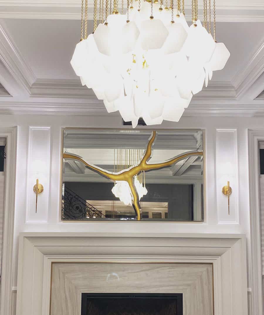 Decorative wall moulding