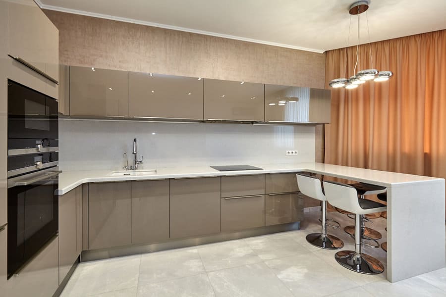 Glass kitchen backsplash