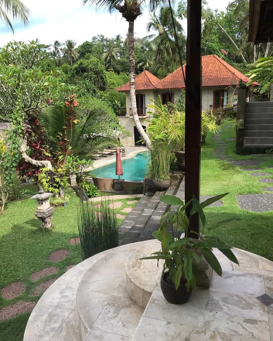 Landscape around pool side