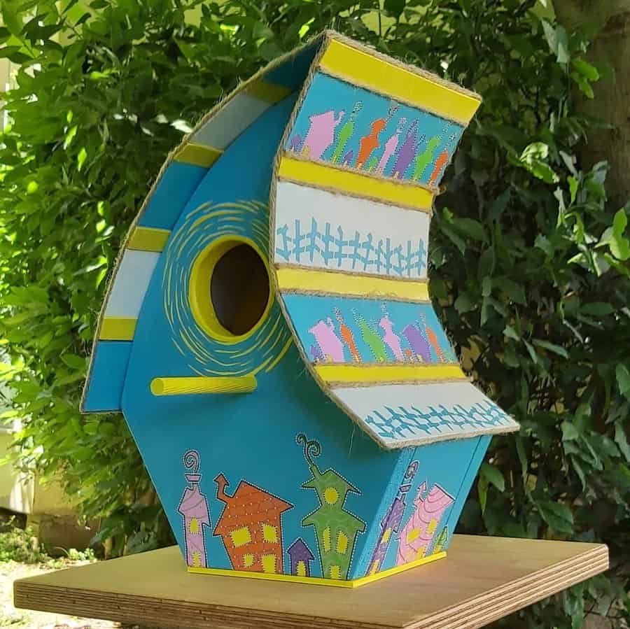 Cartoon-painted birdhouse