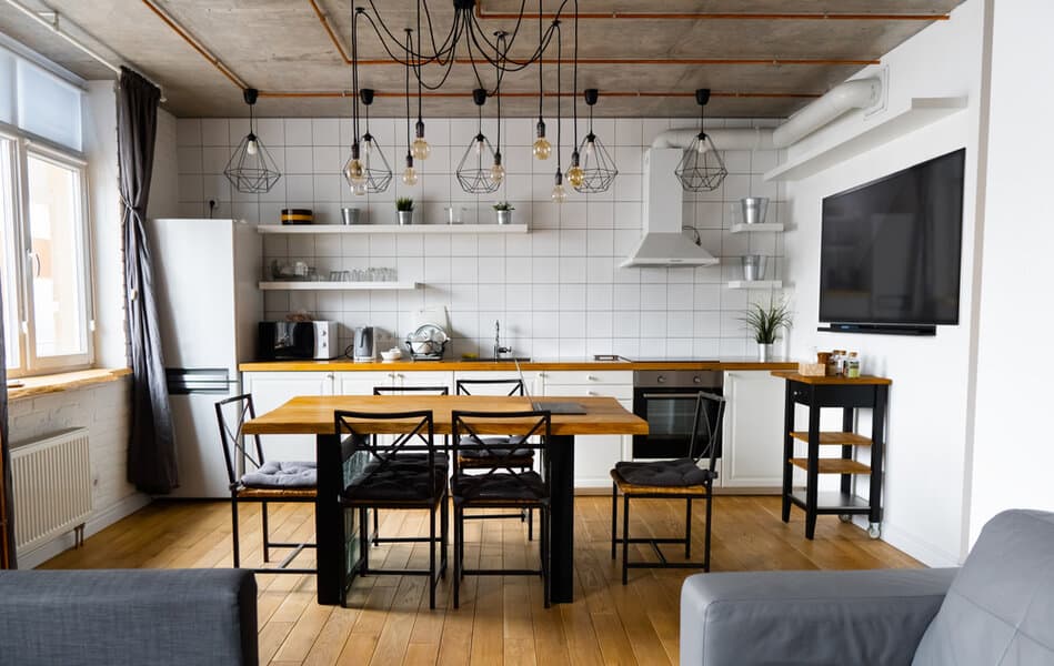 Industrial Kitchen Island Pendant Lighting Ideas 3 Urban loft kitchen with exposed beams and eclectic pendant lights