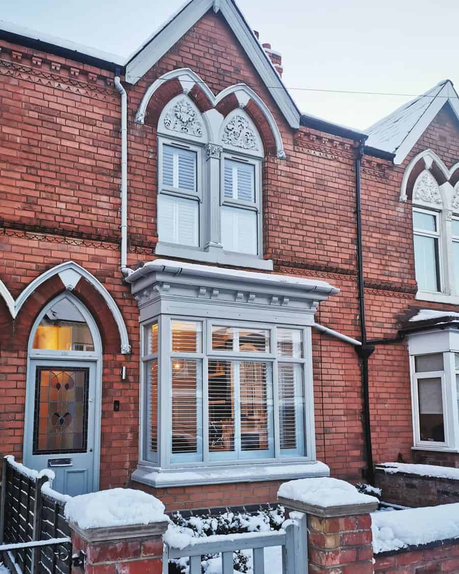 Recessed window trim