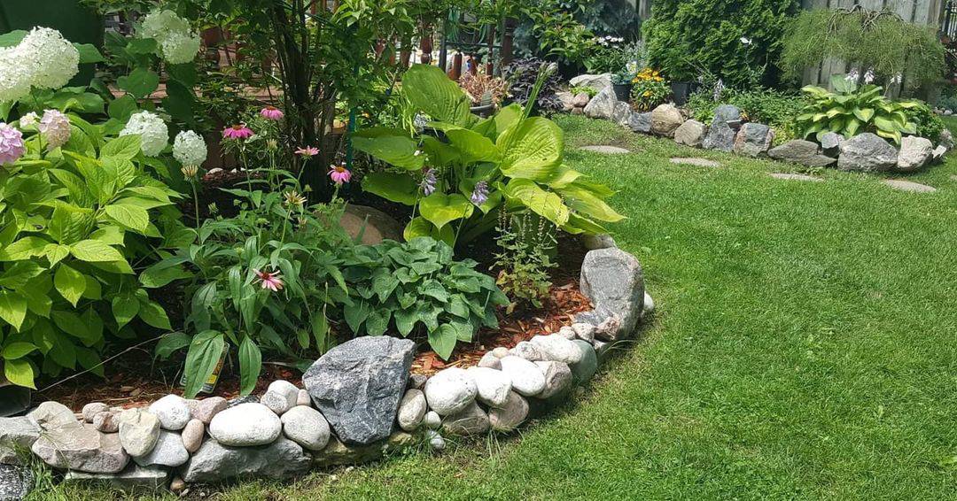 Natural stone edging