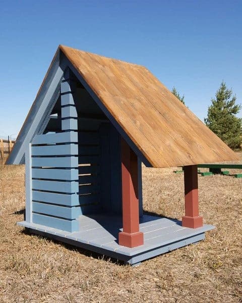 Shelter style rustic dog house