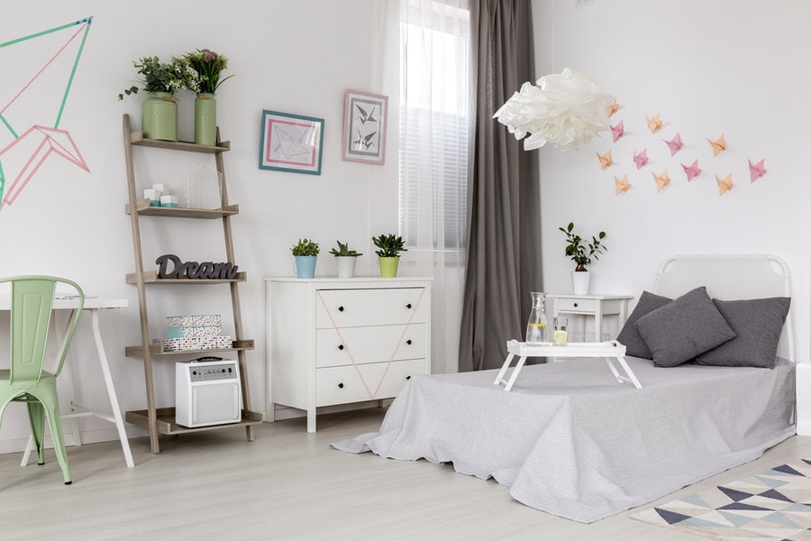 DIY ladder display shelf